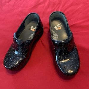 DANSKO casual/work shoes. Exceptional support and comfort